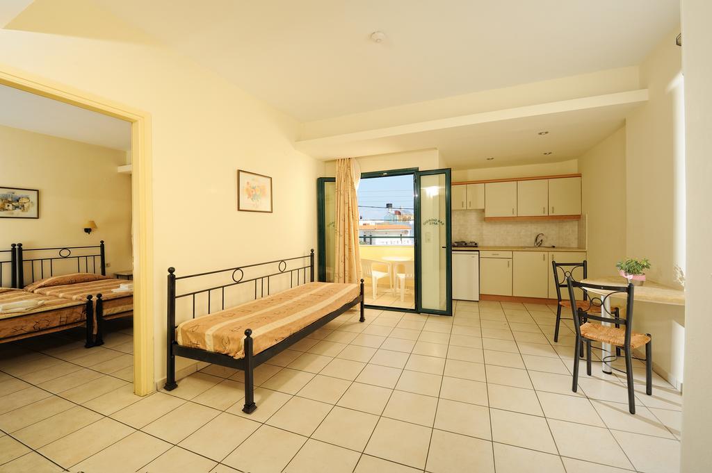 San Giorgio Apartments ماليا الغرفة الصورة